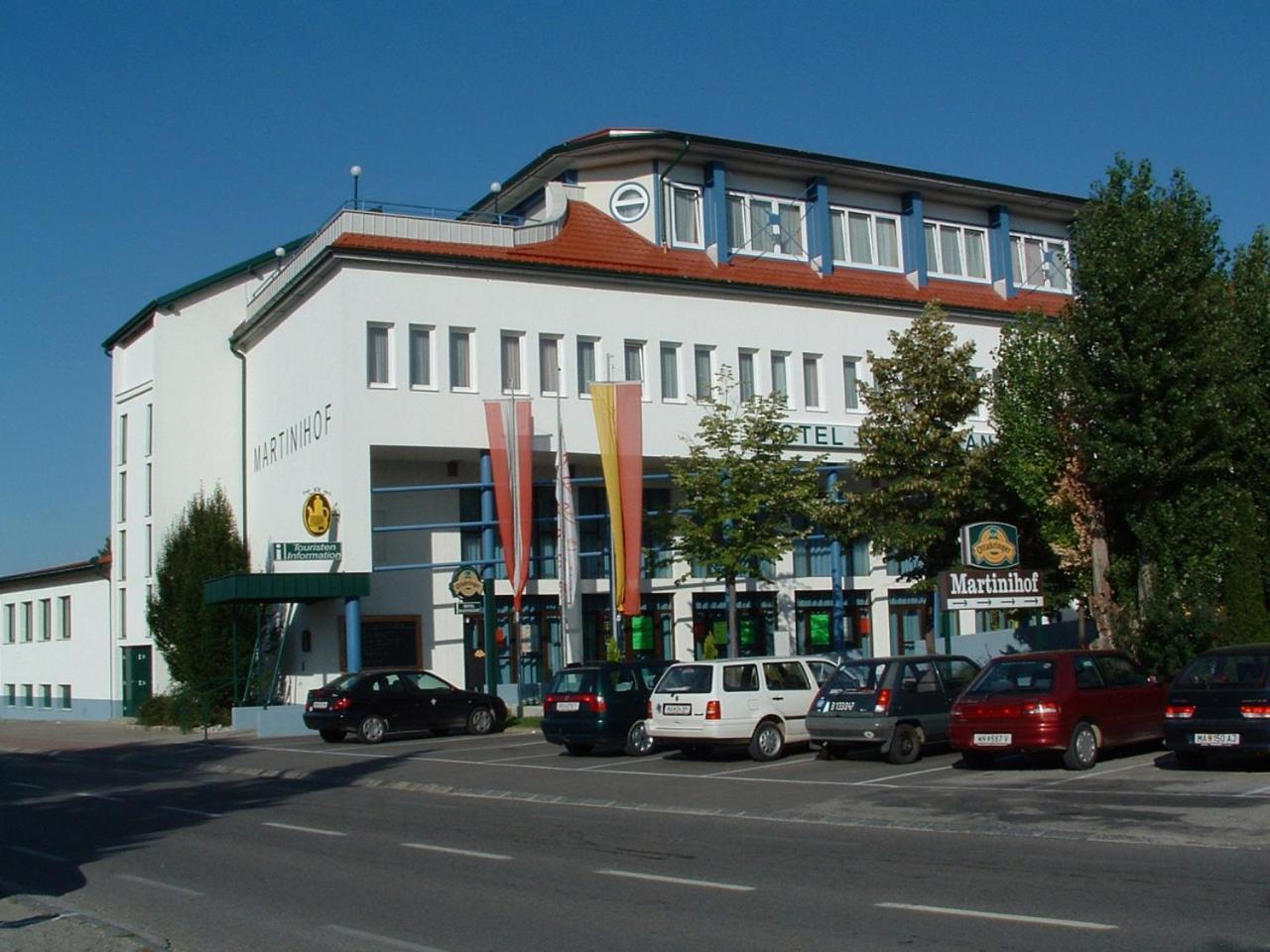 Hotel - Restaurant Martinihof Neudorfl Екстериор снимка